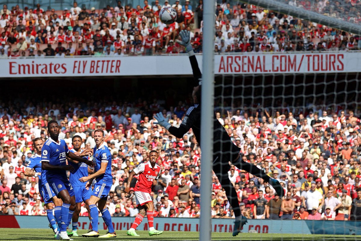 Arsenal tweet picture