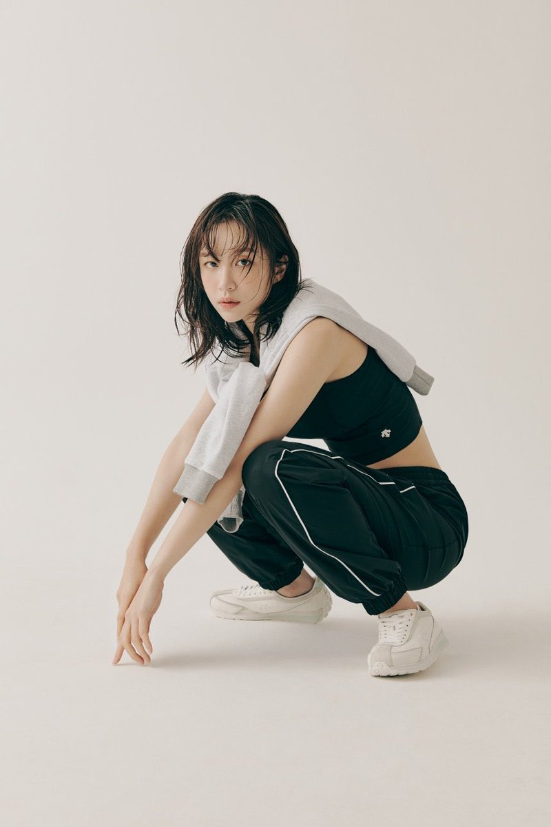 exiddoingthings's tweet image. hani slaying the house down with her new photoshoot (2022)