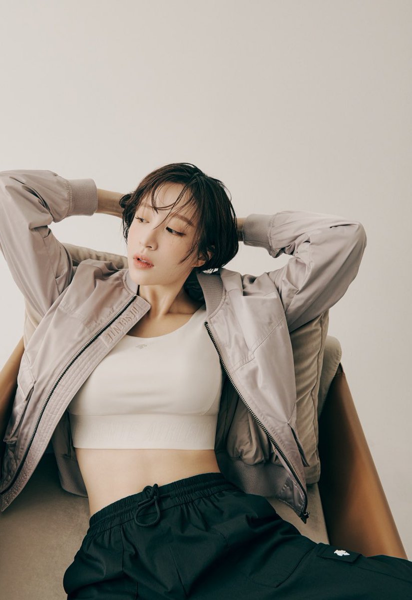 exiddoingthings's tweet image. hani slaying the house down with her new photoshoot (2022)