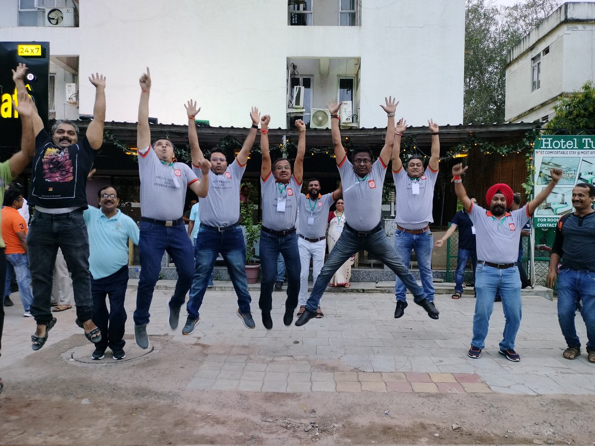 amitdeshmra's tweet photo. Had a good time with fellow MRAs in #12thSIFNationalMeet https://t.co/EZqYXBiDgQ