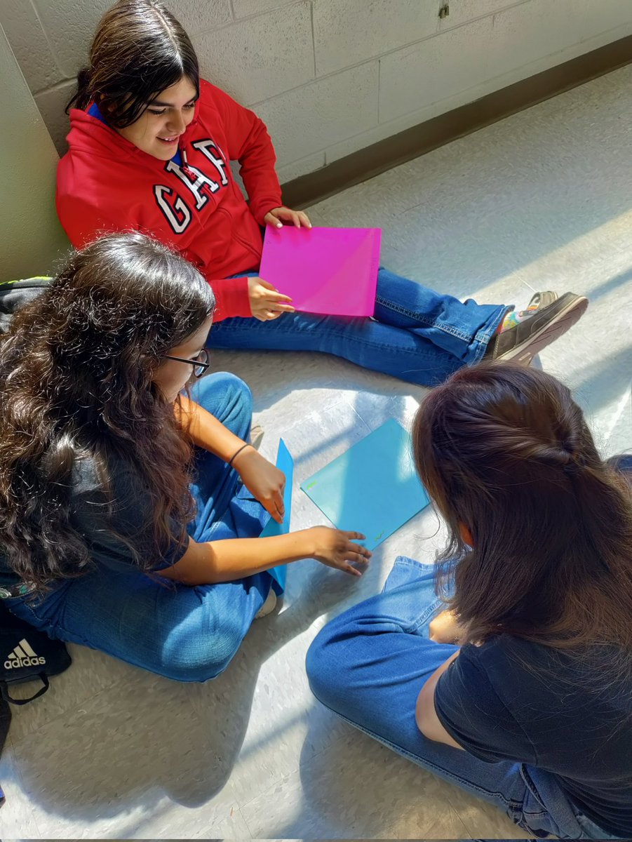 CJHS_AVID's tweet photo. Eighth grade AVID doing what they do best, sharing and caring! Bio Poem mini group share! #BeAVID @ClintJHS @msrojas_CCR @AVID4College @ClintISD https://t.co/JKPeLyjtul