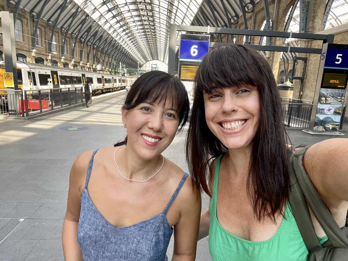 MPalishen's tweet photo. Headed to Edinburgh for my first Fringe! @edfringe https://t.co/chpZTrF6Xe