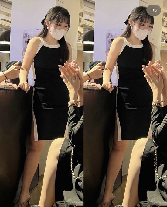 裙子全身來了 還是拍不到側面🤣🤣🤣 反正高衩到屁股蛋 https://t.co/TLAWteGIzi