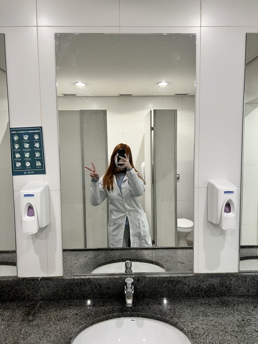 ui ui de jaleco https://t.co/GKnKUzipGn