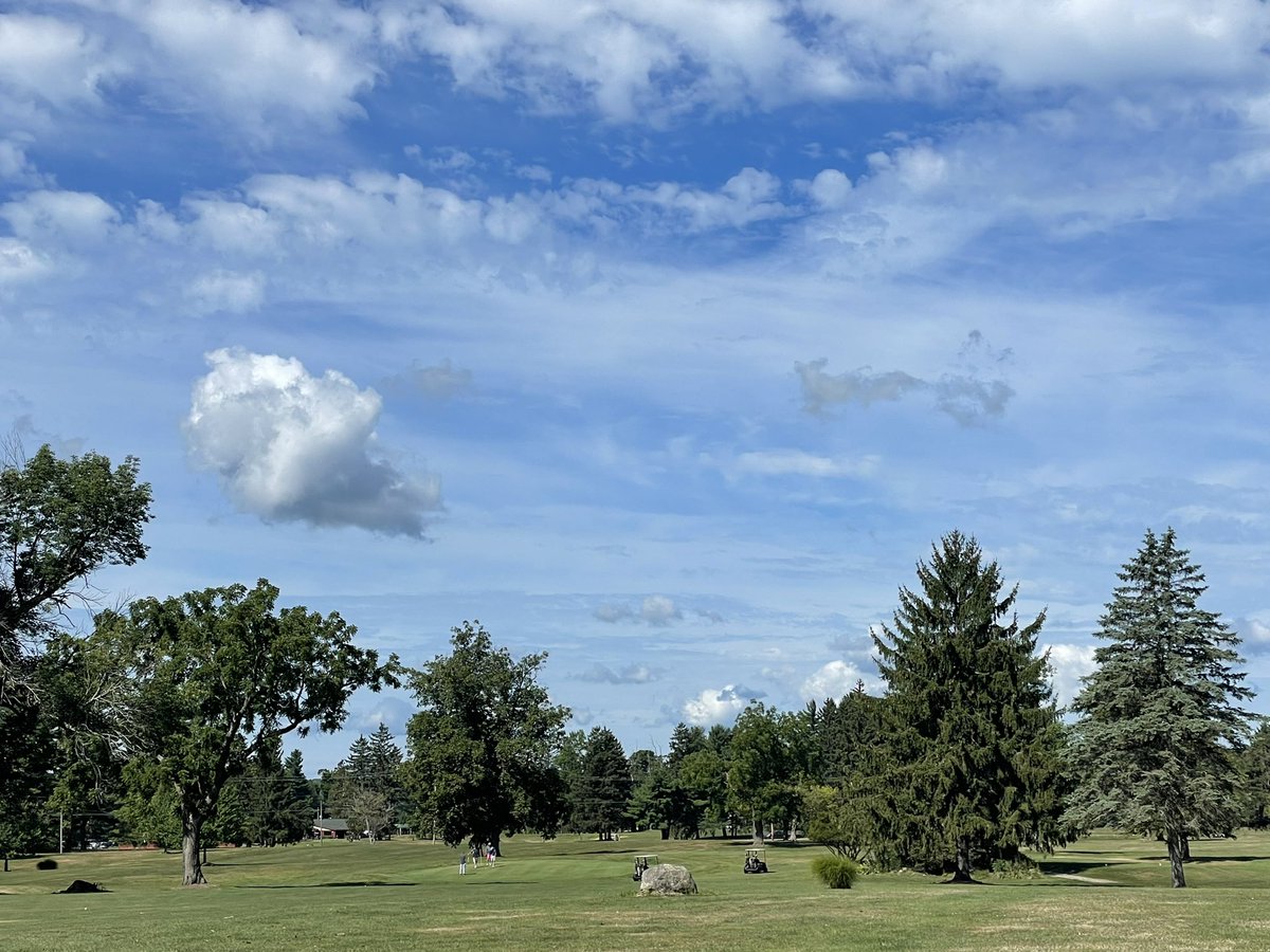 WepatGolf's tweet photo. Tepid pace of play thus far with Sunday pin placements. Expect the 6 hour round. 😔 https://t.co/4Pg5wyfF4A