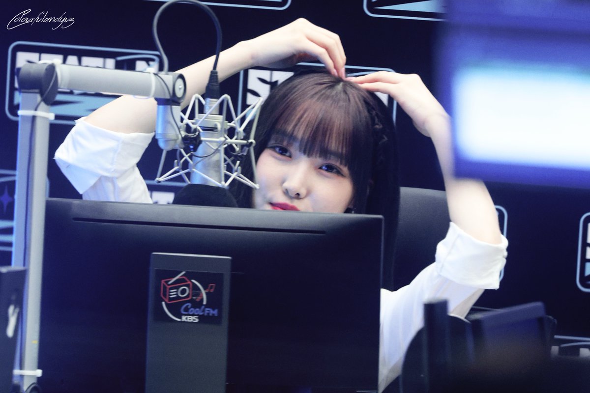 colourfuland55's tweet photo. 20220809 StationZ 
#yuju #유주 https://t.co/1cc4nfQv4g