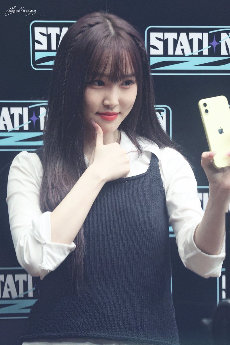 colourfuland55's tweet photo. 20220809 StationZ 
#yuju #유주 https://t.co/1cc4nfQv4g