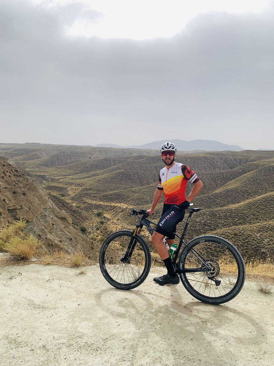 Pablo_Molina96's tweet photo. Hoy he estado en el desierto de Galera y Castillejar. Nada que envidiar a montañas llenas de árboles verdes. Cada lugar tiene su encanto👌🏼
@GranadaGeopark https://t.co/oVDwsOlOir