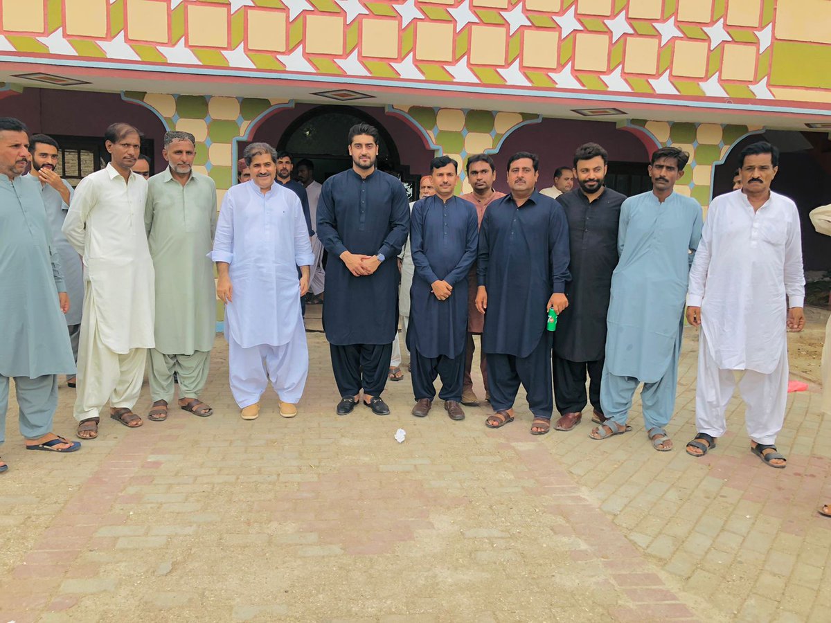 sirajuddin110's tweet photo. MPA @GhanwerIsran visited residence of Hafiz Karamullah for Niaz Imam Hussain AS. https://t.co/msZppUpxw2