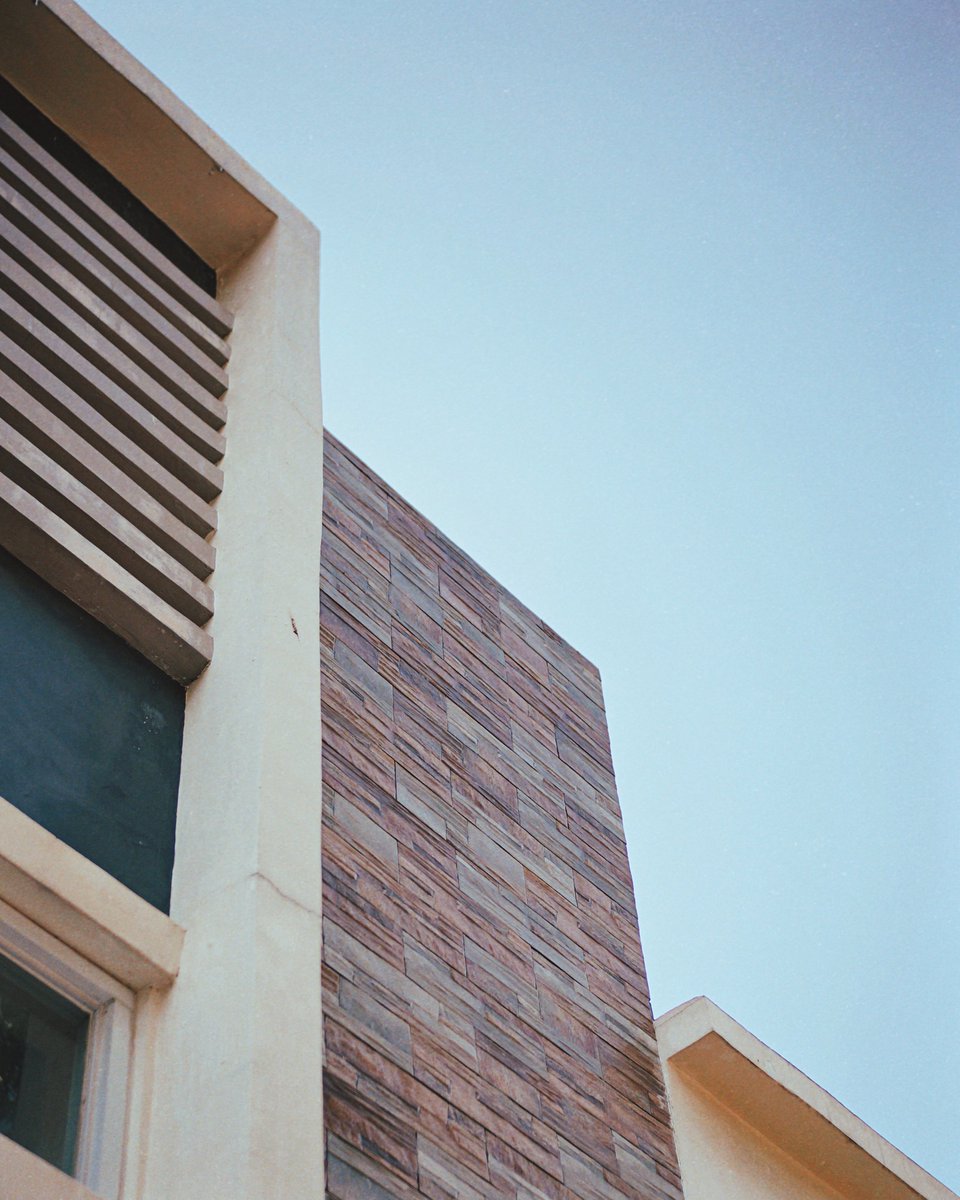 ijonrobles's tweet photo. what i see 📸 shot on #SonyNEX6 #35mm f/1.7 // #photography https://t.co/sIElFgsW6n