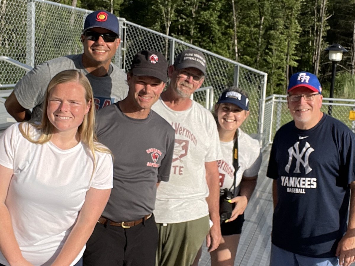 Coach_Alameda's tweet photo. Quick visit to the great state of Vermont .. sharing some 🥎 fun with good people! What beautiful places this game can take you!! #grateful4ball https://t.co/SoNkubrfsz