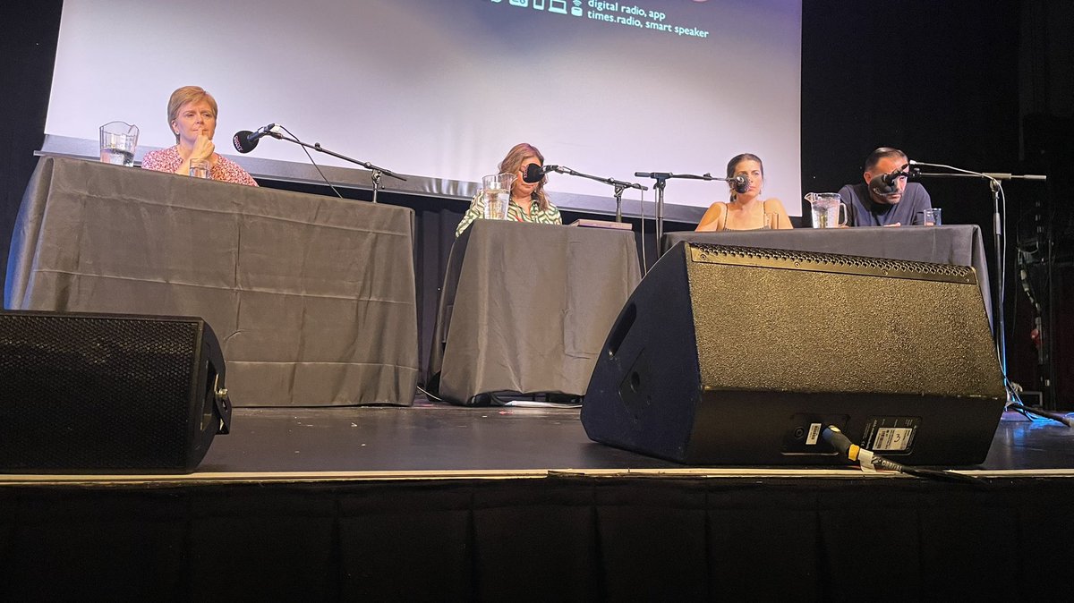 CraigAtAbussi's tweet photo. Yes thatโs me in the front row, just feet away from @GeoffNorcott - so excited #squeel - oh yeah, and Nicola Sturgeon was there too ;-) Great show Geoff https://t.co/J3dwvlq6PP