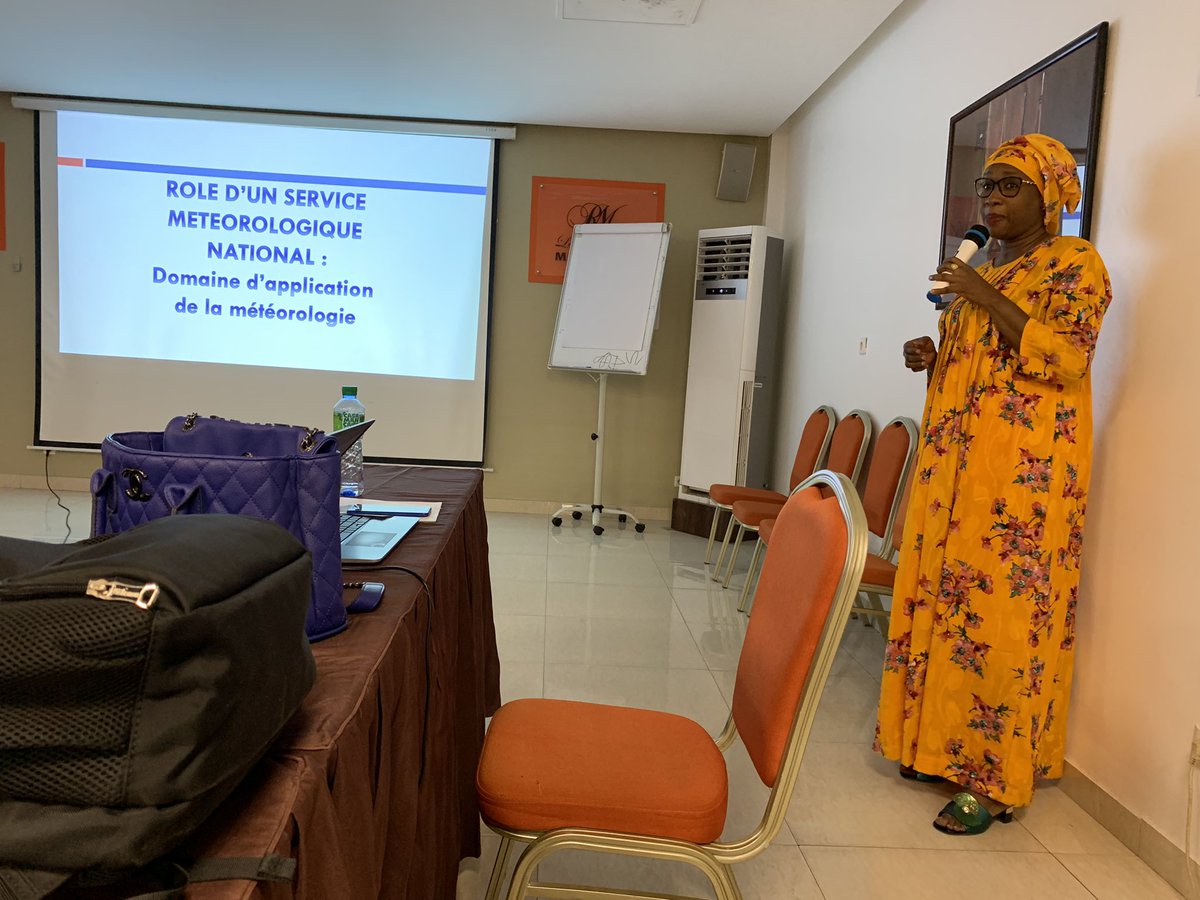 MayaDieng00's tweet photo. @Jve_Senegal @meteosenegal et #CORAD étaient présents à l’Atelier National des Parties Prenantes dans le Cadre de la Présentation du Projet #VLF du #GNDR_Senegal qui vise à élaborer une démarche participative avec les #OSCs pour la lutte contre les catastrophes
#kebetu #Senegal https://t.co/eZcC1NcPCQ