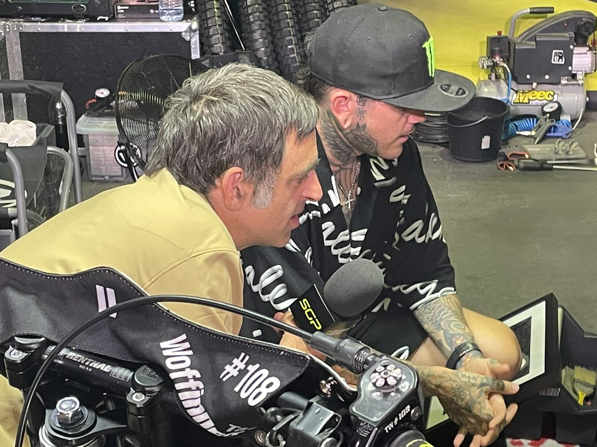 uppy1969's tweet photo. Cardiff Speedway Grand Prix pits #RonnieOSullivan Tai and Scott #Snooker #CardiffGP #SpeedwayGP #Speedway https://t.co/jTDLJ2syMJ