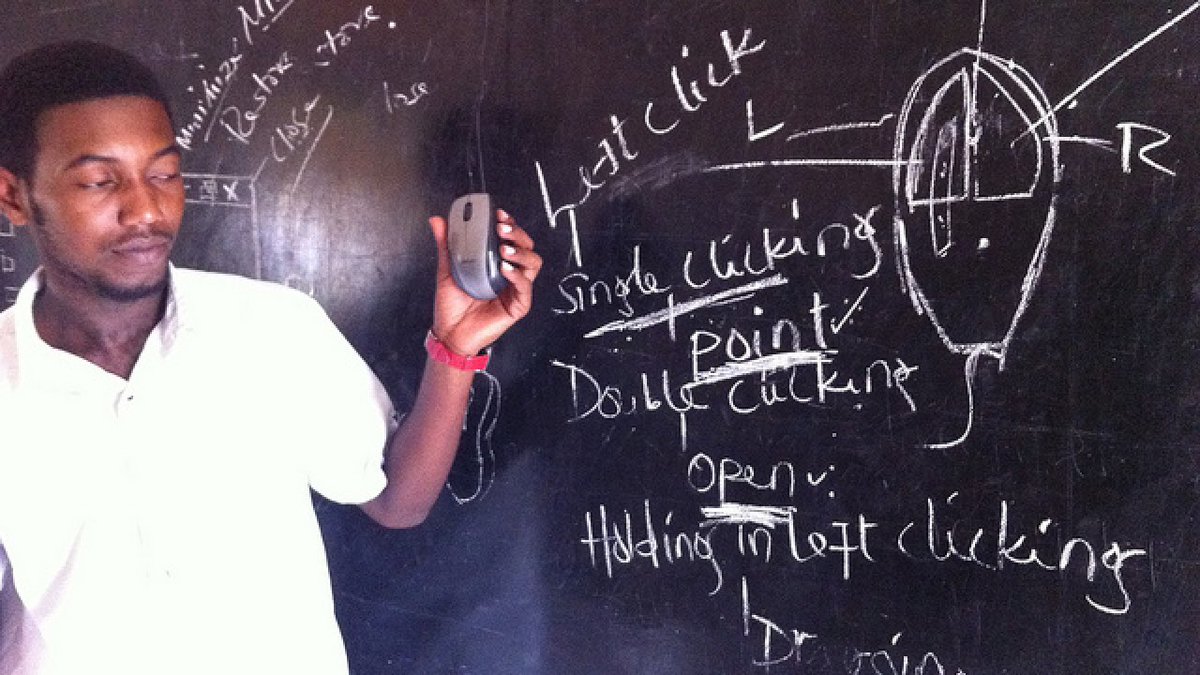 Skill_IT4All's tweet photo. Traditional way of learning IT in Africa, Today, Skill_IT4all is here to change the story, by providing hands on material and guide. #IT4All https://t.co/kr7of1FhQC