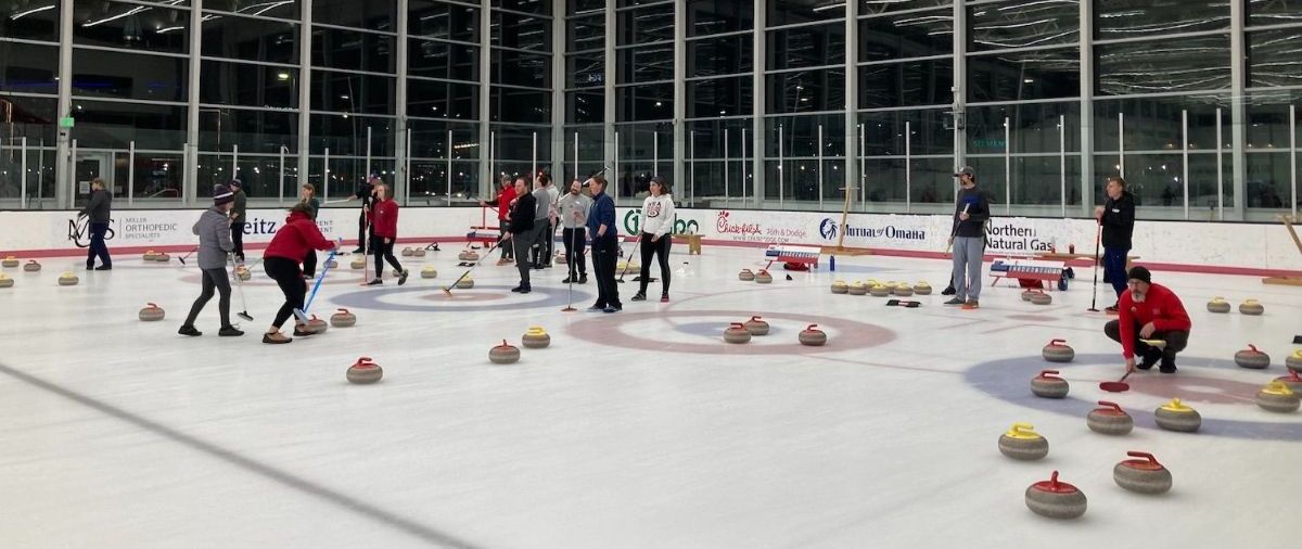 curlaksarben's tweet photo. 🥌 Registration for Fall #Curling Leagues is OPEN! We're offering leagues on Tuesday nights, Friday nights, and all day Sunday! - https://t.co/gyk2X5hlBm https://t.co/4XCjvOn3ey
