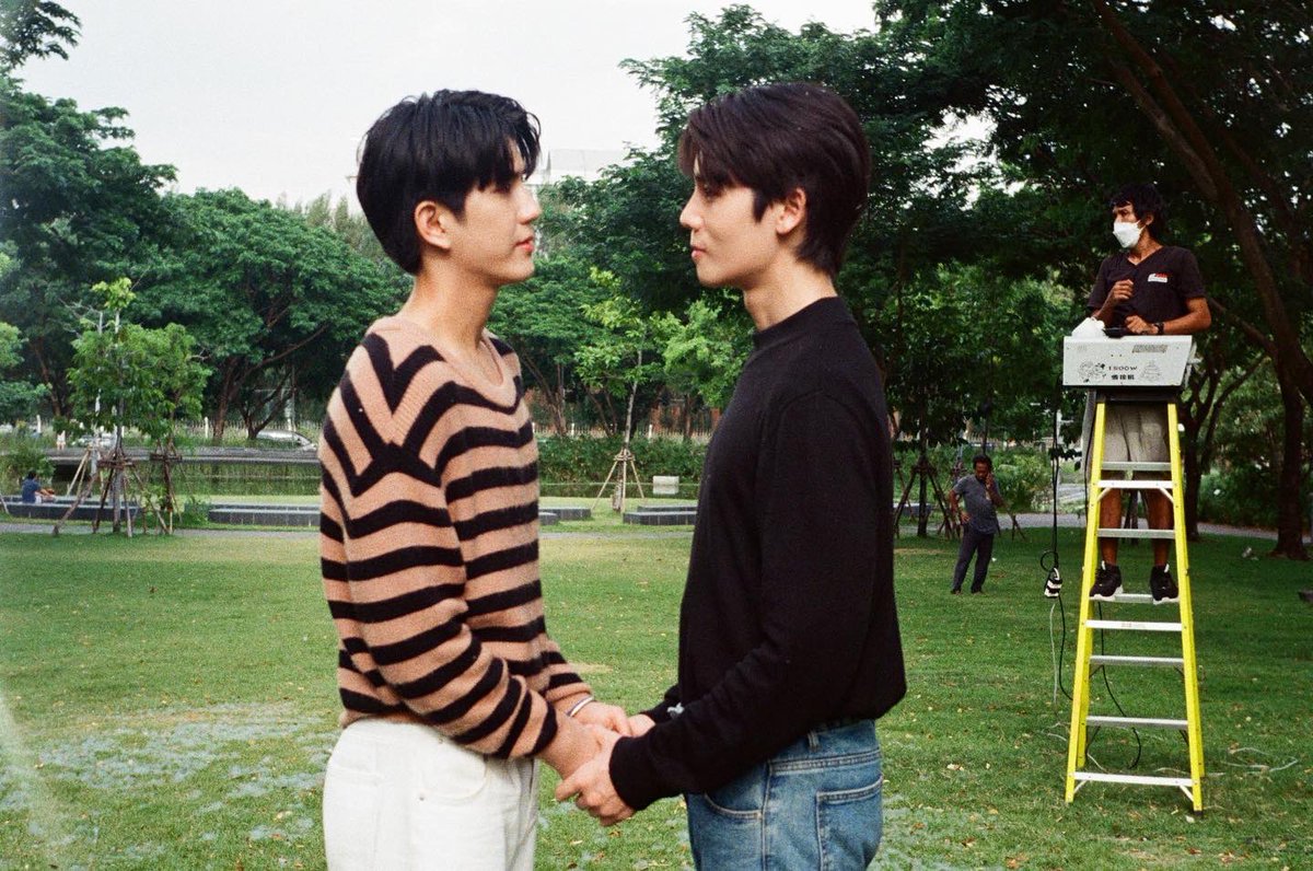 Sea_tawinan's tweet photo. ปักตะไคร้ มันใช้กับหิมะไม่ได้โว้ยยย ไอ้ตูดหมึก #ViceVersaEP5 https://t.co/FwM9ceezGy
