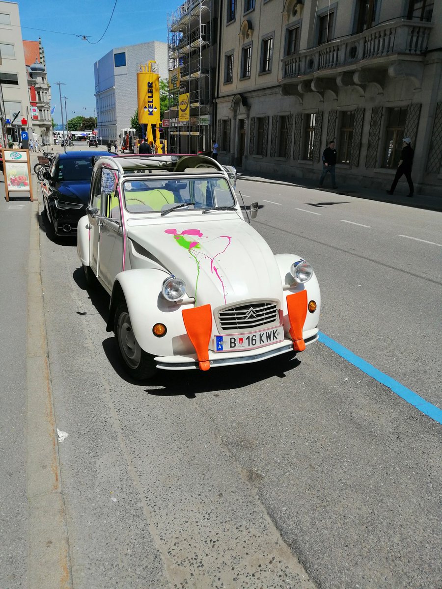 jedermann66's tweet photo. #2CV genau mein Humor 👍😁 https://t.co/0VO0GUvWP1