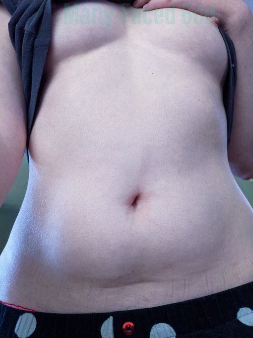 Good morning 🥰  #belly https://t.co/G1BL9IosZs<a href="/tag/belly"class="tags">#belly</a>