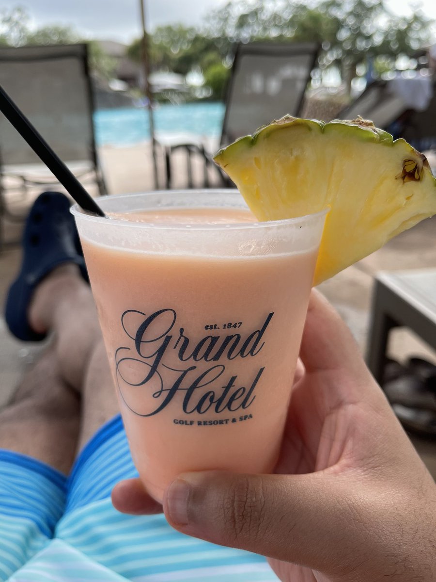 CarterthePower's tweet photo. Please watch cuz these are hurtin me right now 

#teamfruitydrinks #teamcrocs #teamhashtag https://t.co/HkKITFwztF