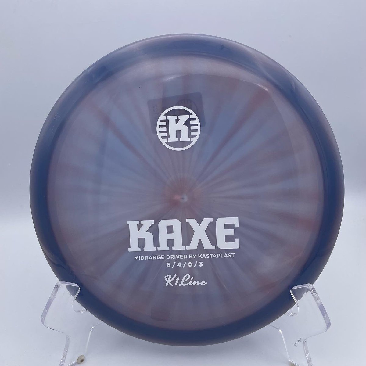 disc_ran's tweet photo. Don’t see a lot of Kasta with a swirly finish! But this sucker is BEAUTIFUL!!! #kastaplast #kaxe #discgolf #pdga #midrange #k1 https://t.co/DzyOtAeROo
