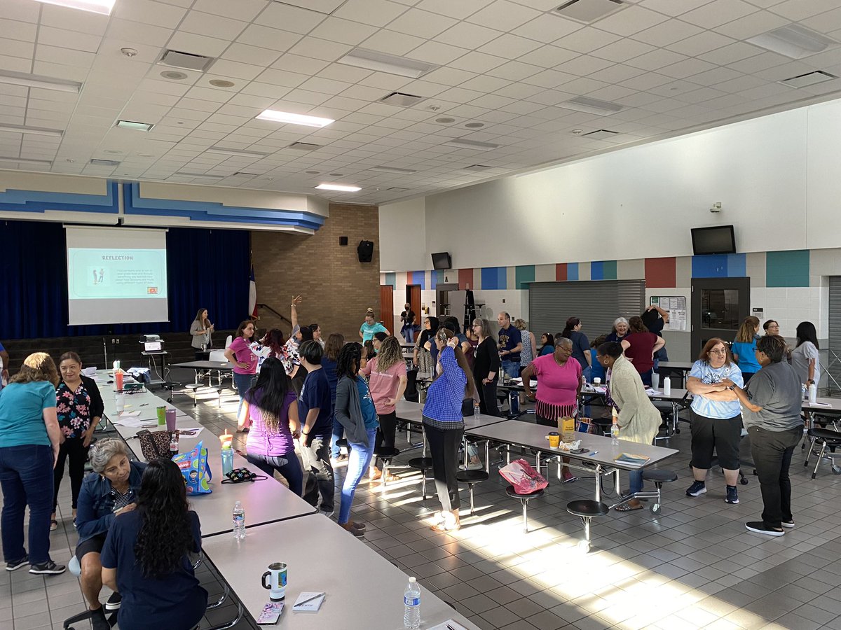gustavoaorozco's tweet photo. Holmsley staff having amazing conversations about desire skills in the classroom #PBIS @CFISDHolmsley https://t.co/NKGUH4NaFv