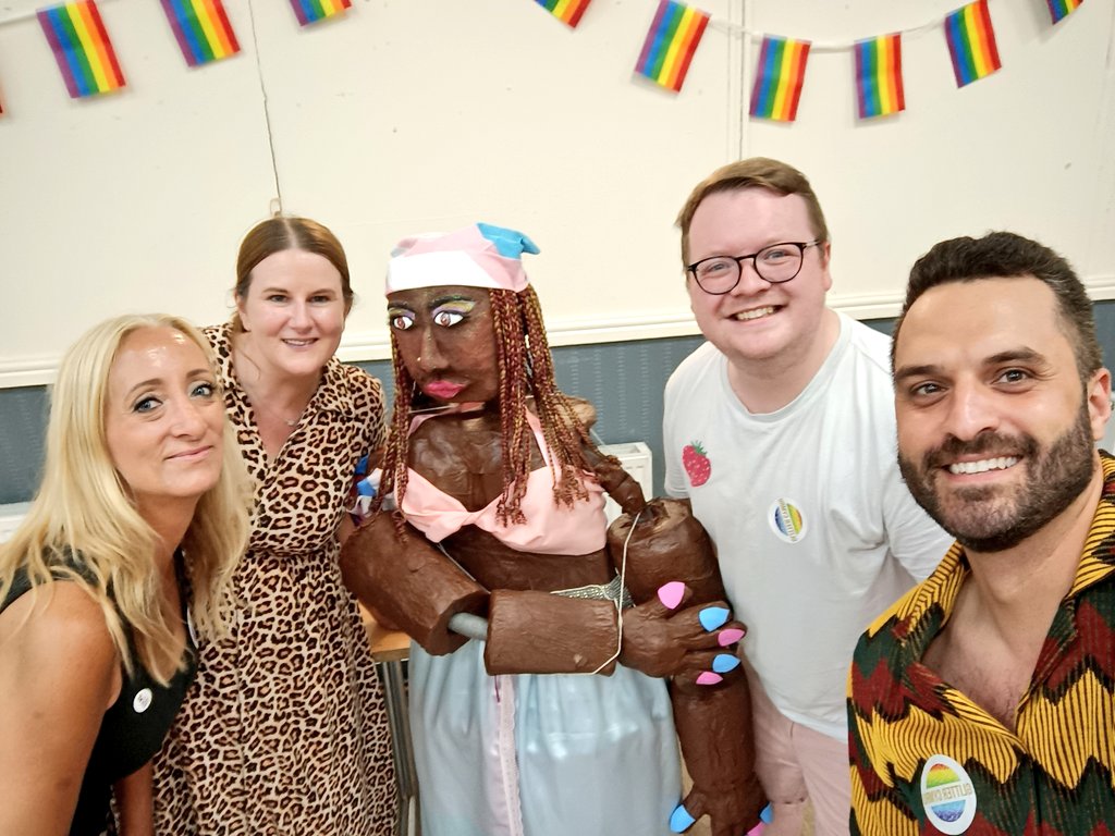 alex_arkeonerd's tweet photo. And we met the legendary Aisha - celebrating and representing LGBTQ+ intersectional identities. #OurAisha
@GlitterCymru #GlitterPride @LisaCordery @DanWalshie @cathw80 https://t.co/VxW99vJxvc