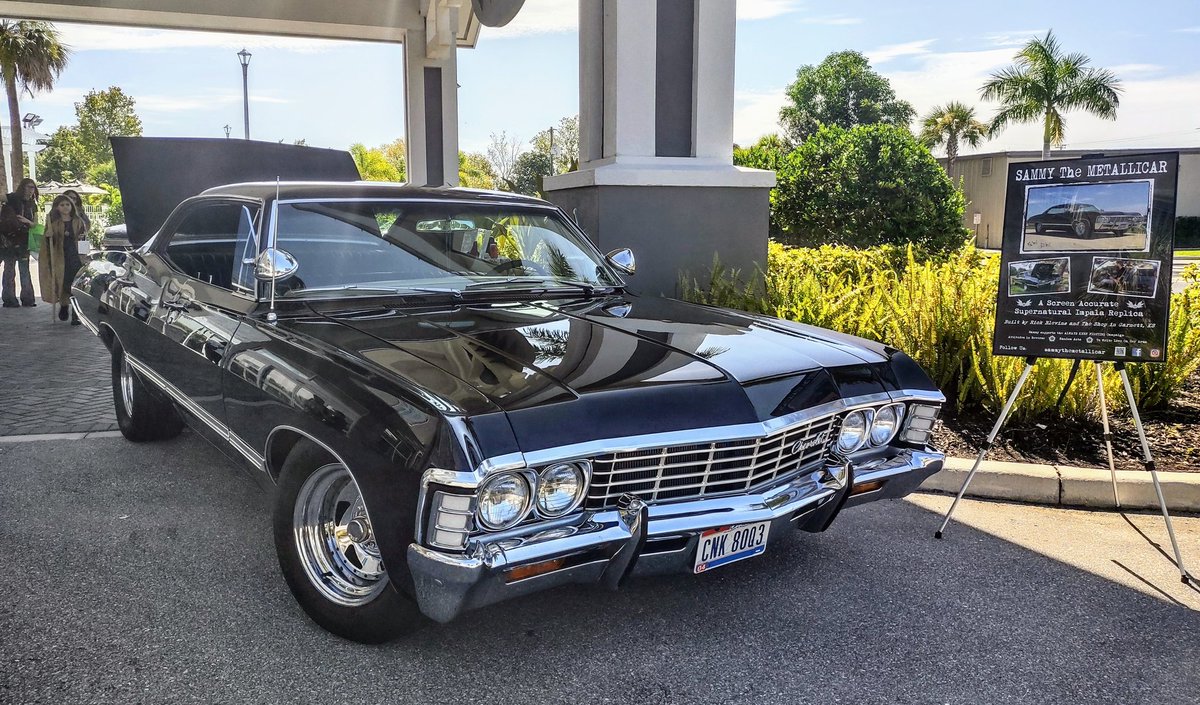 SammyMetallicar's tweet photo. All set up at SarasotaCon!  Great venue at The Carlisle Inn, 3727 Bahia Vista Street in Sarasota.  Come on out and see Sammy!  #sammythemetallicar #sarasotacon #swflcomicons #metallicar #supernatural #spnfamily #conventions https://t.co/PKzVpzWMHf