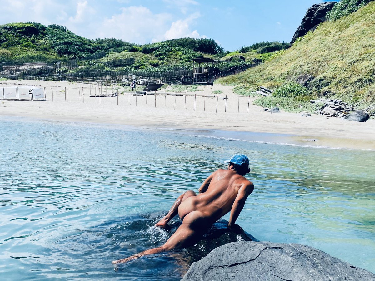 SanderLiu62's tweet photo. Summer Time https://t.co/5LHPDMWEXq