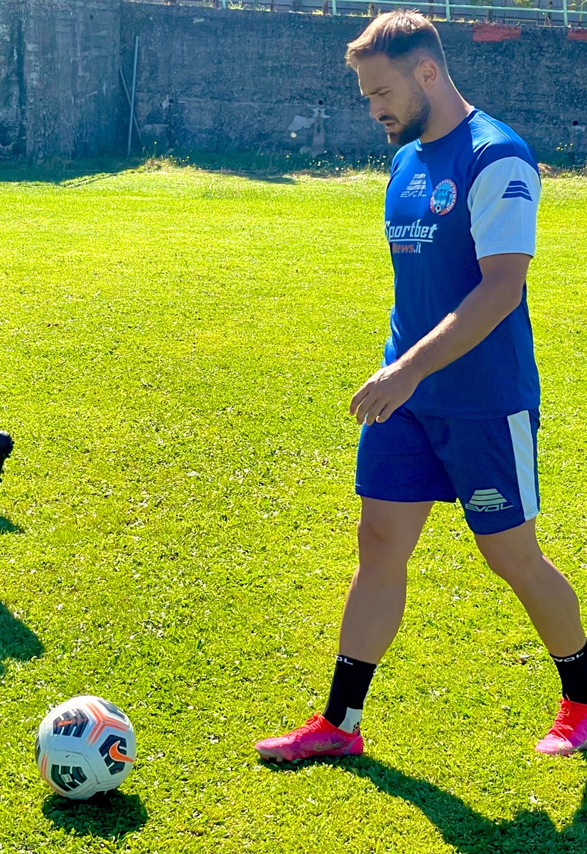 Pretemporada 2022/2023 ⚽️
Calcio 🇮🇹
ASD Cassano Sybaris 
#kevinaranda #asdcassanosybaris #italia #ligapromozione