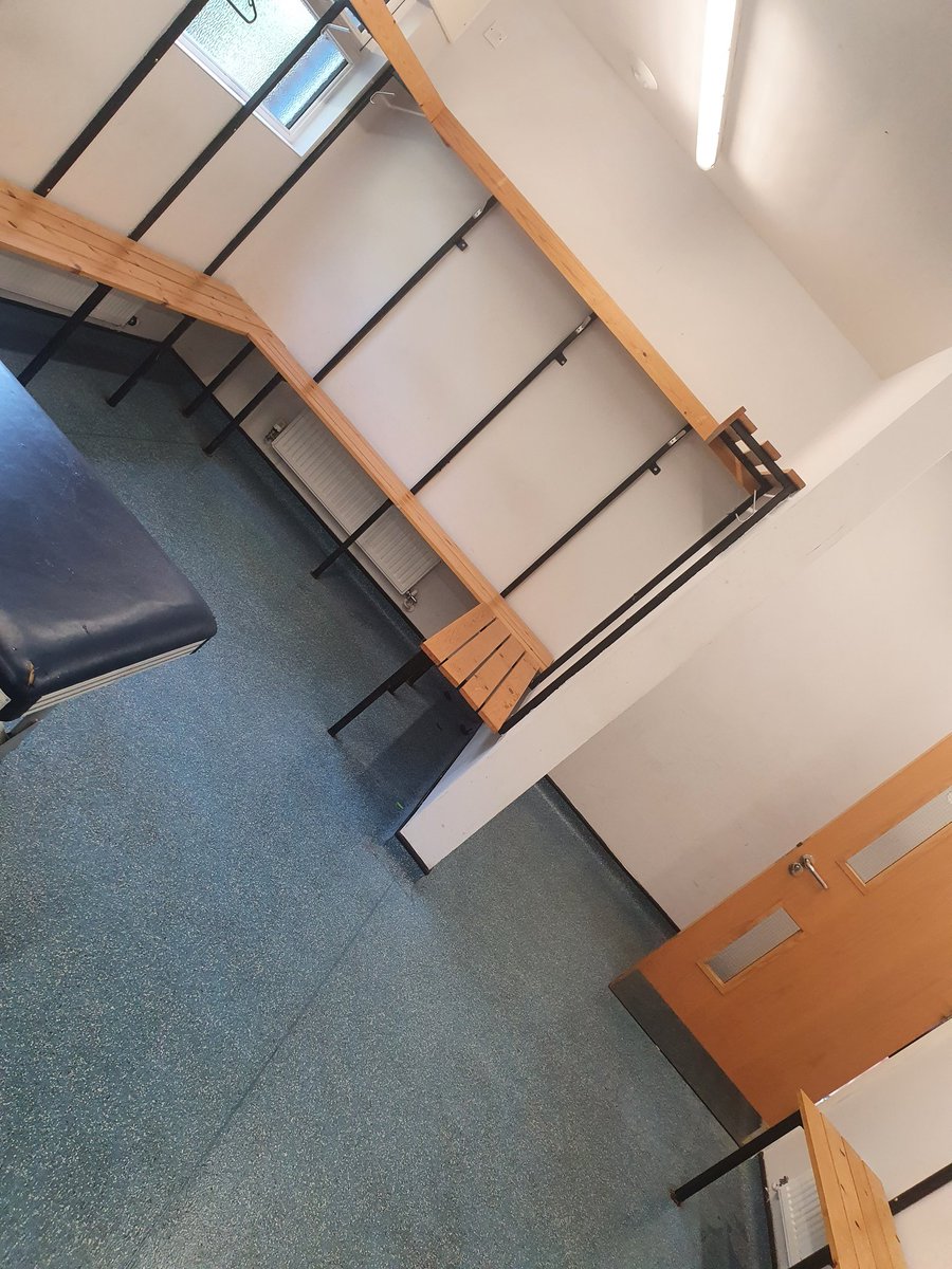 Rivalry aside... fair play to <a href="/MiddlewichFC/">Middlewich Town FC</a> for cleaning the changing room after the game 👏🏻

Best it's been left following a game.