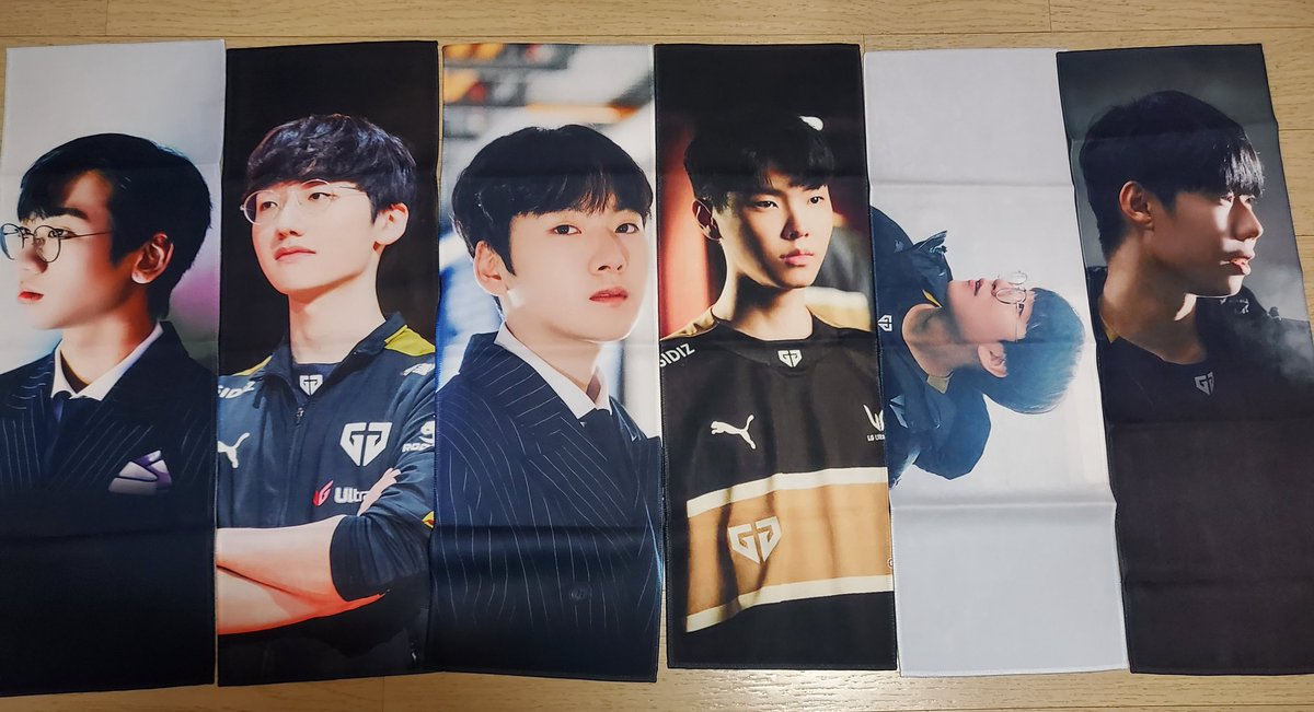 0326_0524's tweet photo. [RT이벤트] 도넛츄러스영 골드 에디션 (이 되어버린...) 선수별 각 1장씩 나눔합니다! 너무 소량이라 각 1장씩이니 양해를 부탁드립니다. 🥲 당발은 22일 (월) / 발송은 23일 (화)에 합니다! 함께 젠지 응원해요 🙌🙌🙌🙌🙌🙌 https://t.co/Xusg8O2suS