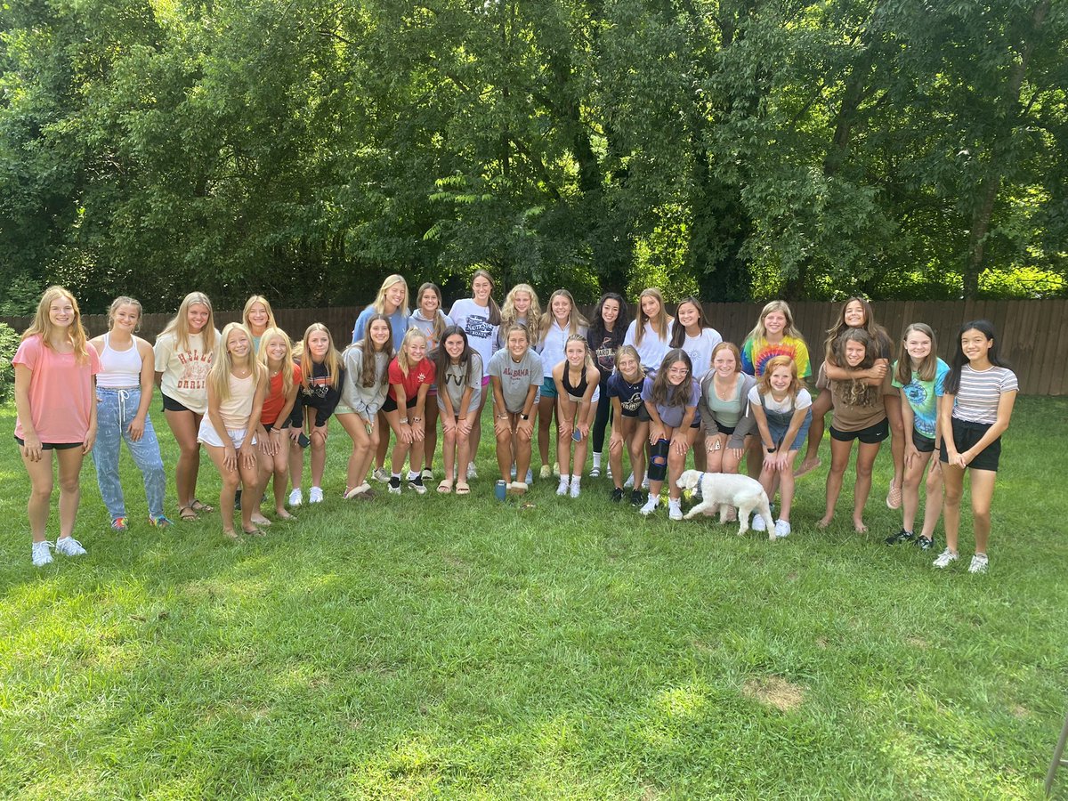 Team breakfast as we get ready for regular season!!! 🥞🧇🍳