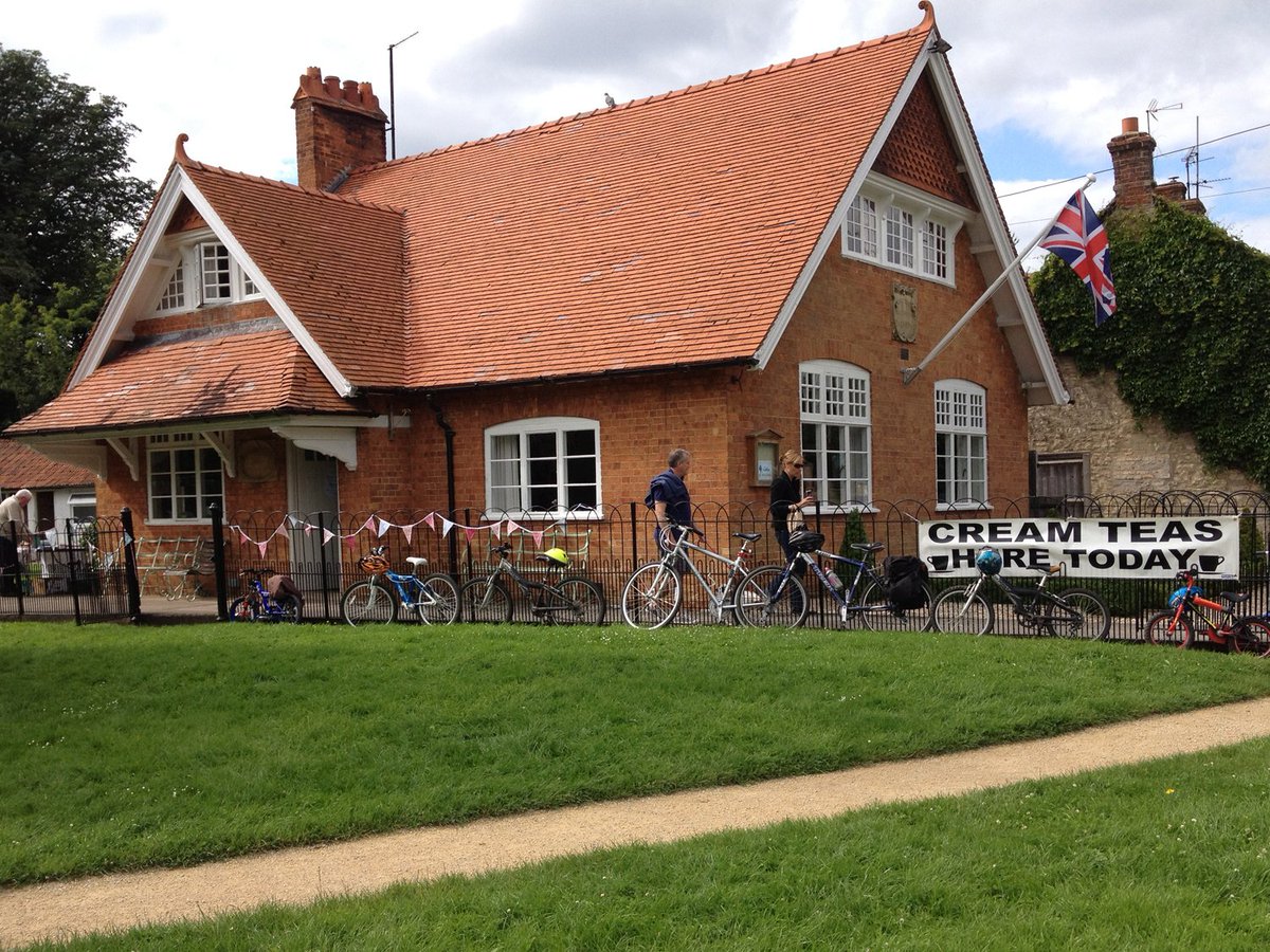 CombeReadingRoom tweet media