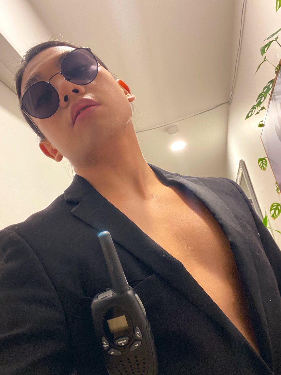 tj_rmr's tweet image. We have a situation here. Over. 🚨