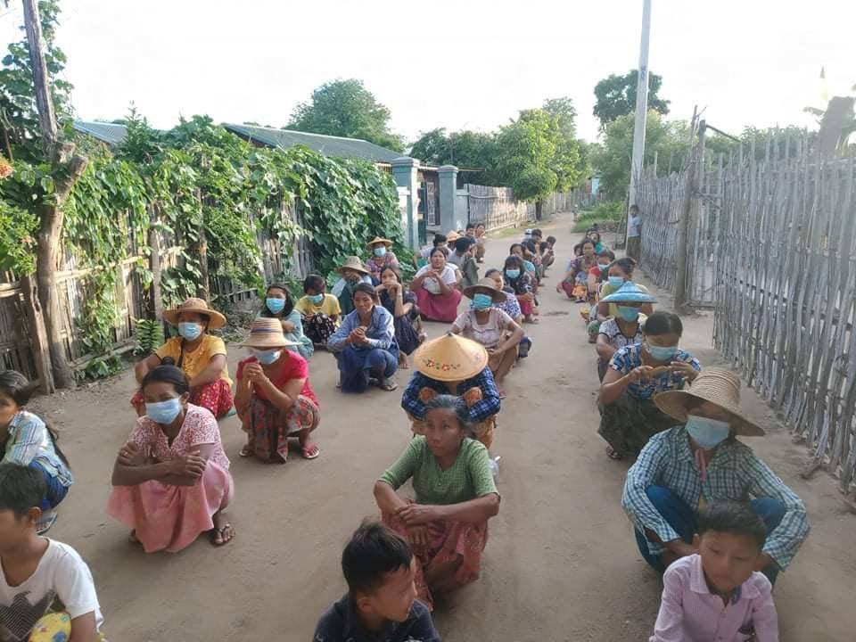 hanny_2004s's tweet photo. In Shweyekyi village, Yinmarbin township , a protest went on to oppose military dictatorship today.   #2022Aug13Coup #LegalizationOfNUG #WhatsHappeningInMyanmar https://t.co/AzJtfFrGVA