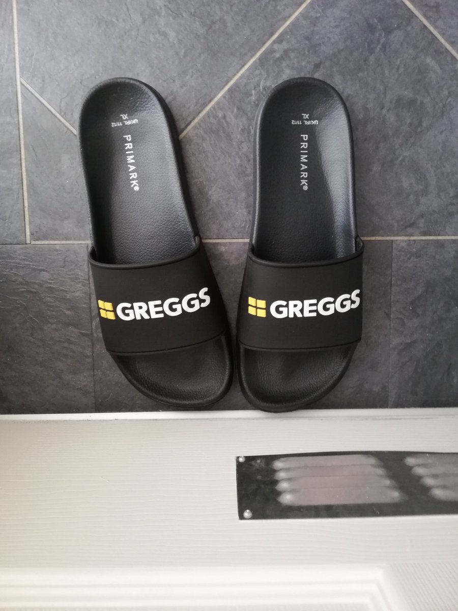 jaymz_hatstand's tweet photo. I needed some new open footwear, and so I'm now a 'style icon'! #Drip #Primarni #Greggs https://t.co/ZMEpwjTodT