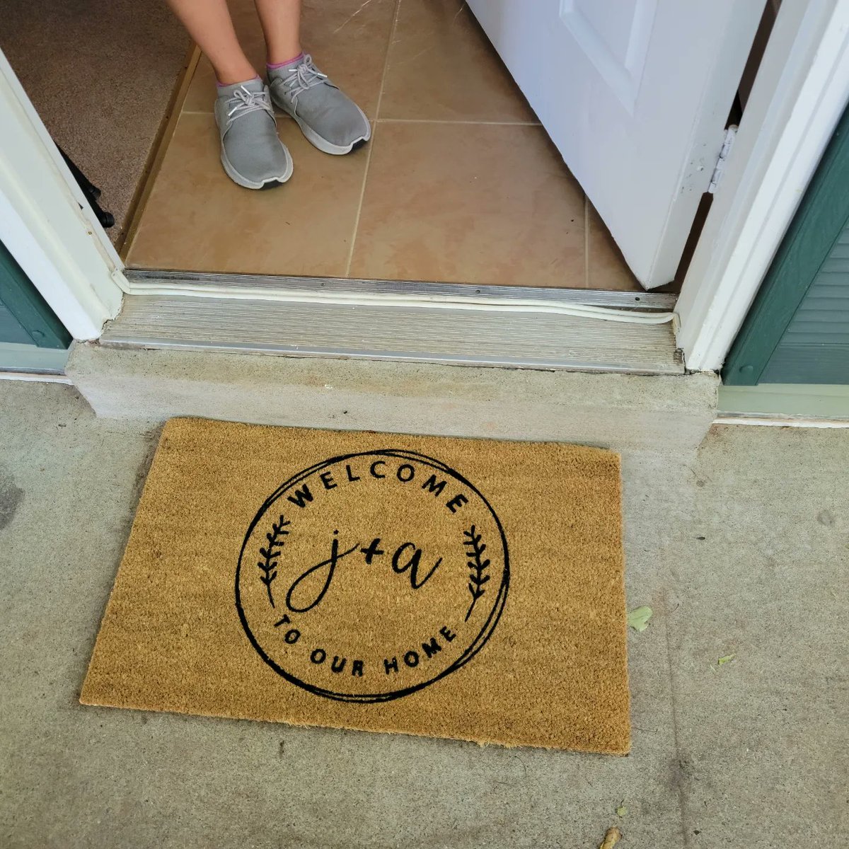 SpartanTrouble's tweet photo. @GrownandFlown My girl has moved out into a new home. Our home is now where she grew up and this home is where she begins being grown with her love. https://t.co/9XO5S2dR6j
