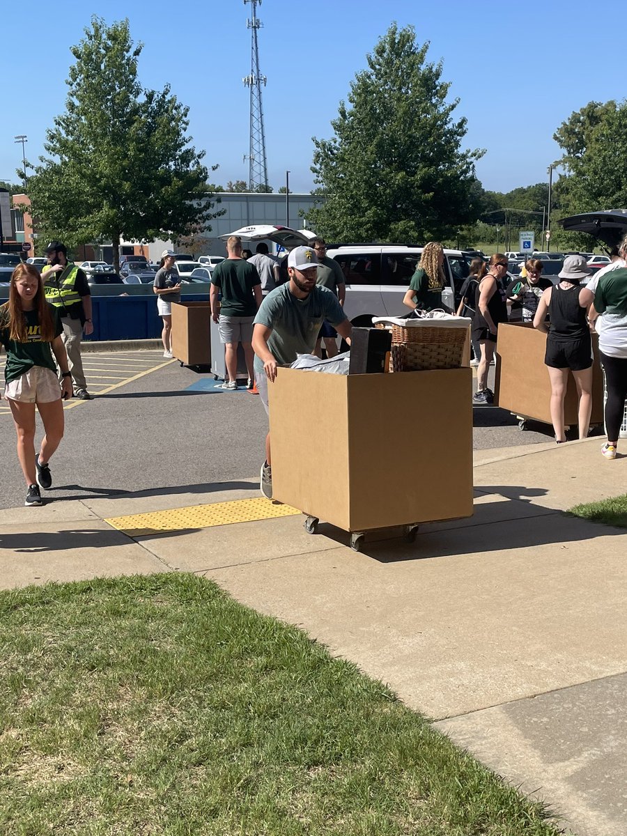 ATU_Athletics's tweet photo. We had fun last night and today we are back to work 🦾!

 Love seeing our athletes out helping new Tech students move in! https://t.co/Nq4OFfwuqr