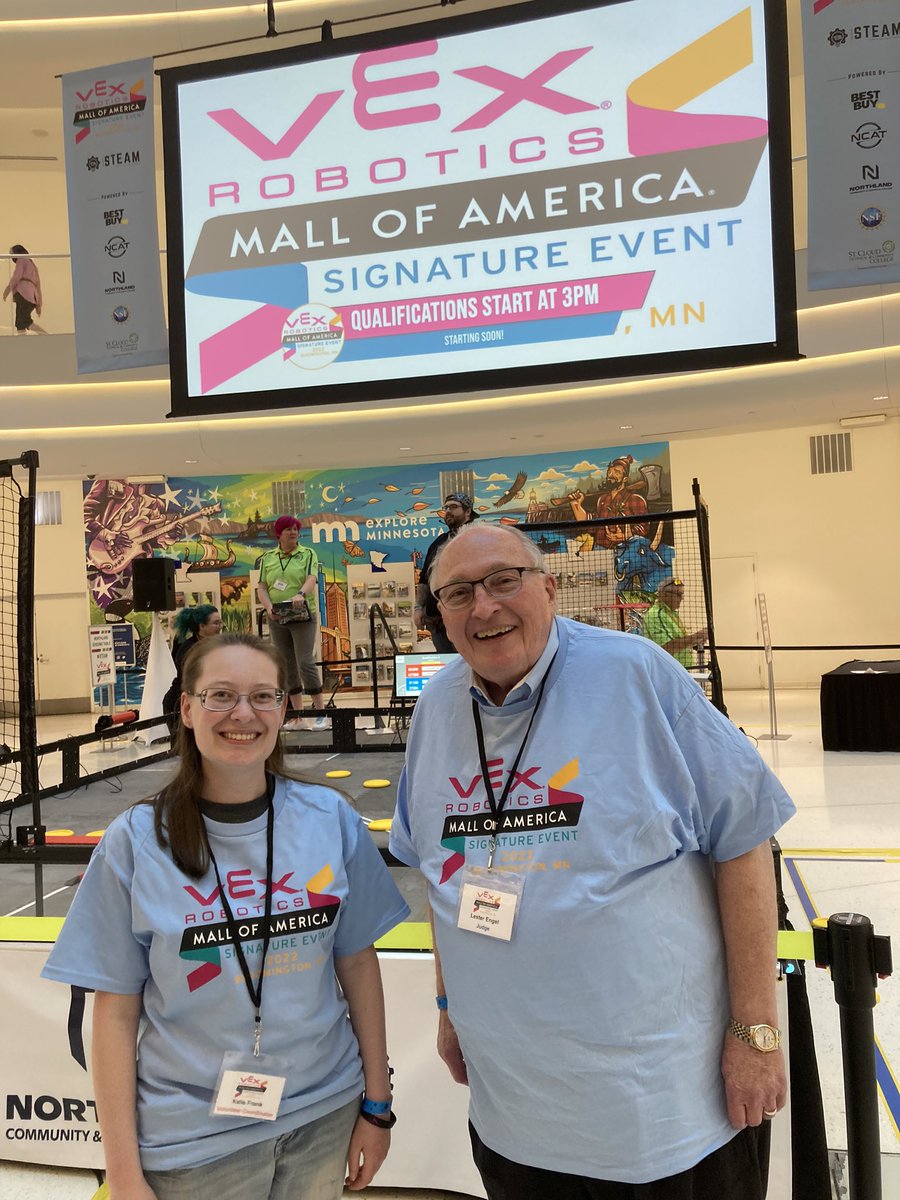 SCTCCCyclones's tweet photo. Incredible SCTCC representation at the Mall of America STEAM event!Thank you!! #sctcc #Steam https://t.co/Aesv65OIrs