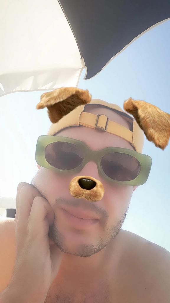 Went to the beach today it was nice  👋