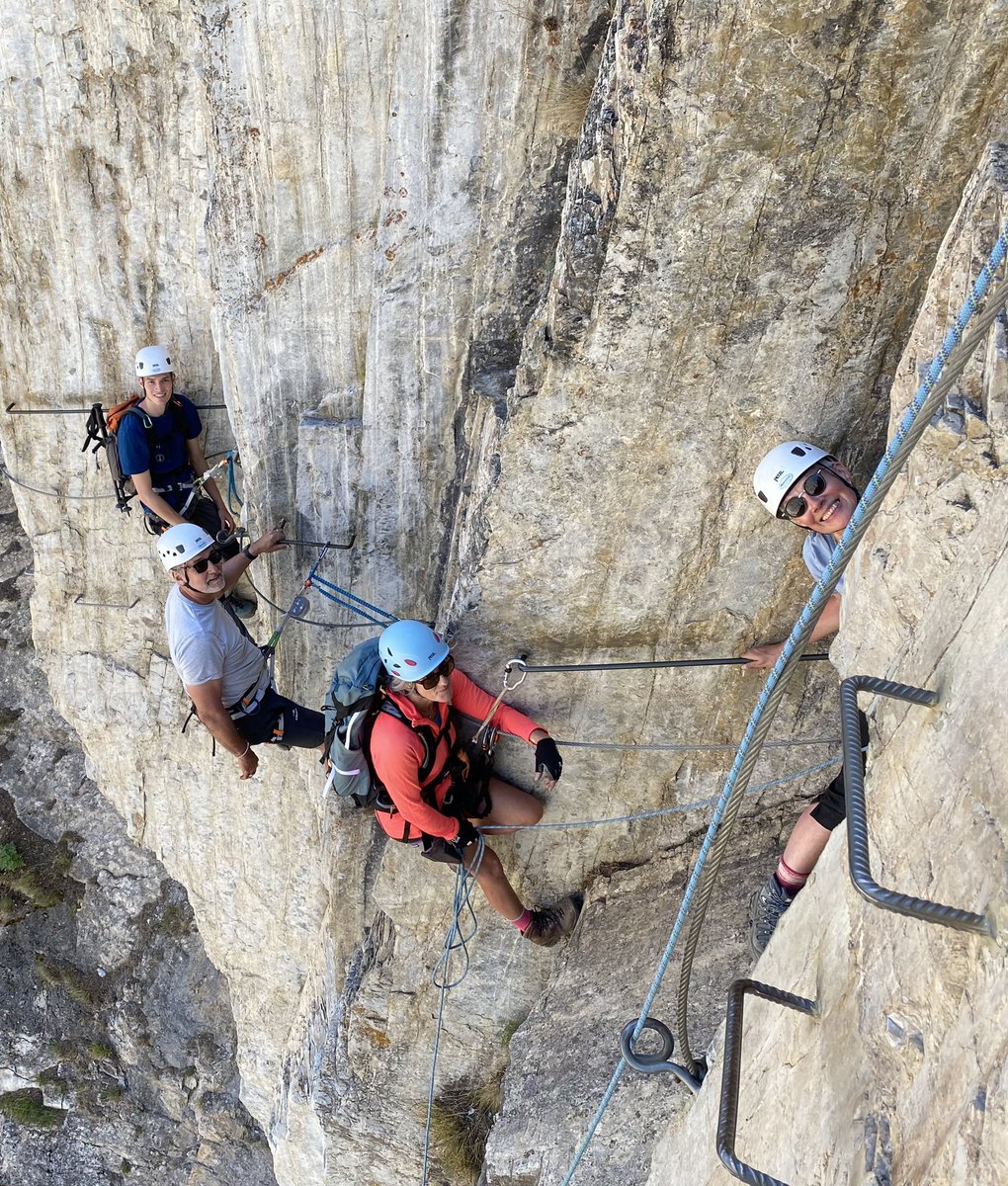 SummitAchieve's tweet image. How good are you at managing your fears? Learn strategies with Summit Achievements. The same skill of managing yourself on a Via Ferrata is equally useful before having a challenging conversation. #LeadershipDevelopment #resilience #Wellbeing