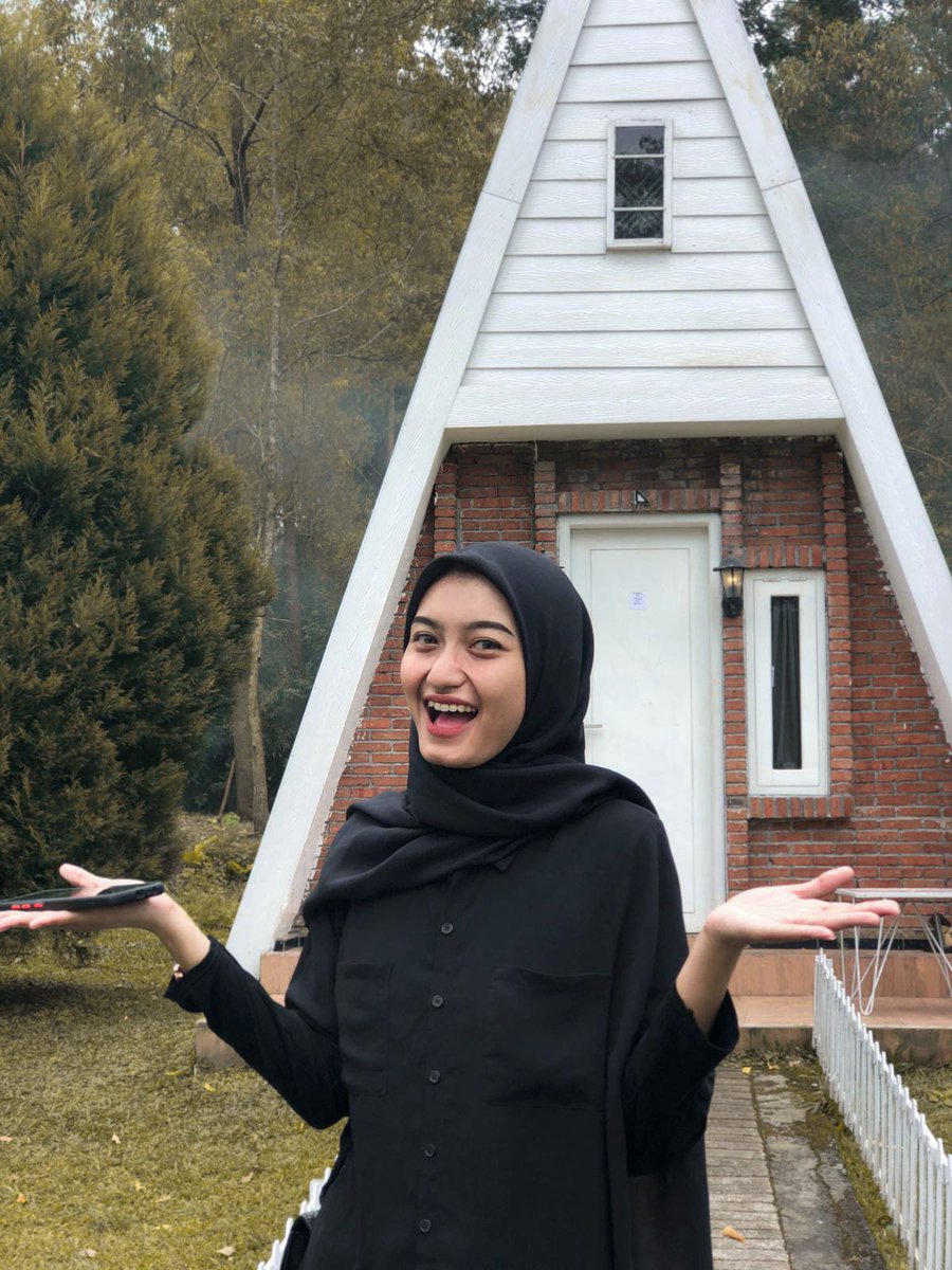 Inayahwlc's tweet photo. Refresh sejenak🍃 https://t.co/BWn0zvnzfc