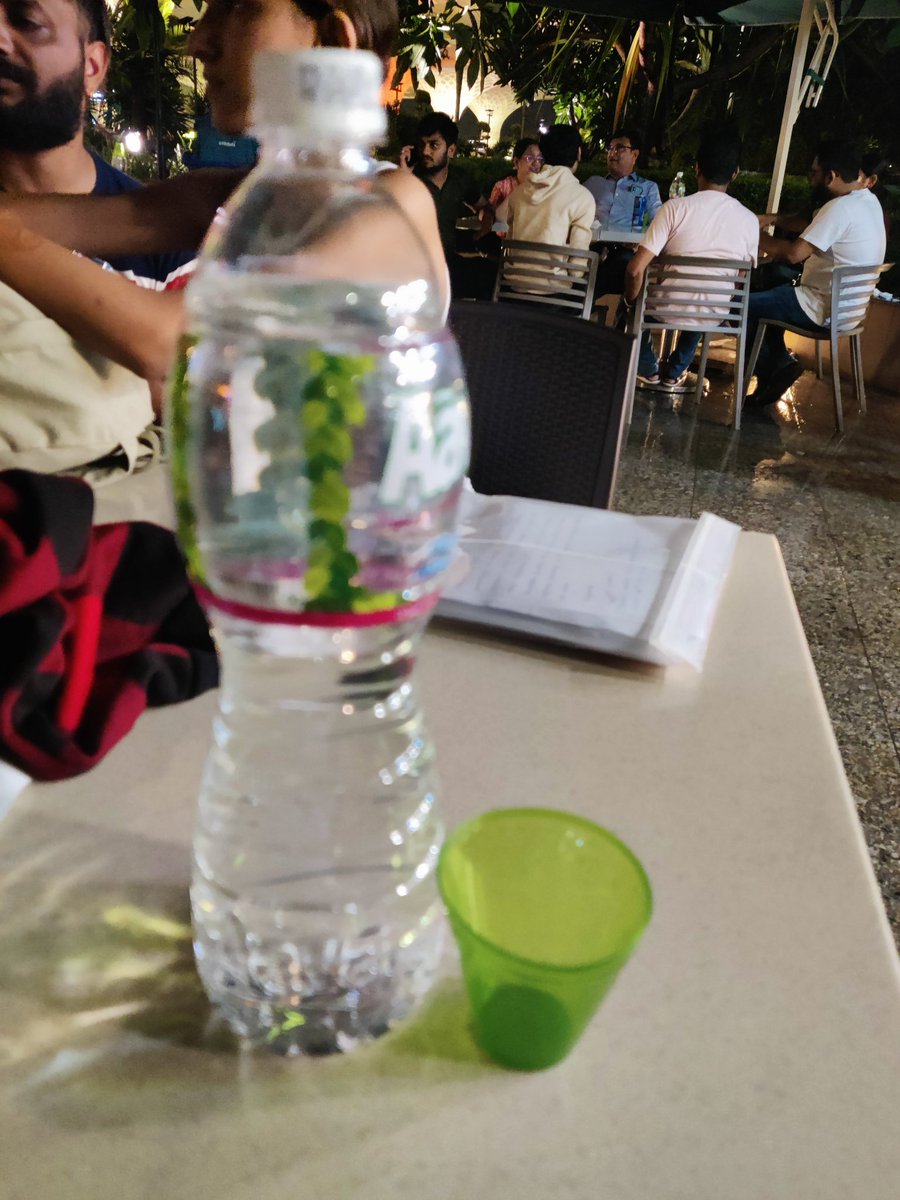 anilroy2000's tweet photo. Here we are trying to stop single use plastic. Some foolish companies are now adding to the plastic trash in form single use plastic glasses with each bottle .
Feeling frustrated.
@CMOMaharashtra @Dev_Fadnavis @SwachhBharatGov @MahaEnvCC https://t.co/CAmQ2eC46Z