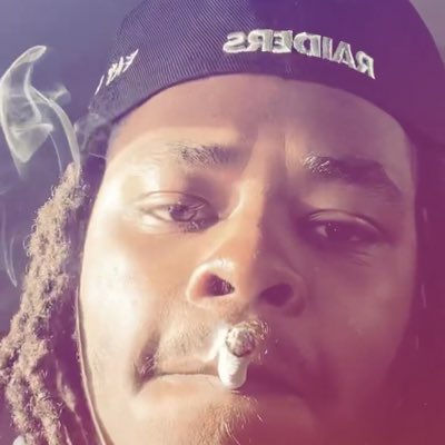 LookAtLeek's tweet photo. #NewProfilePic https://t.co/oXNQR3Ywxb