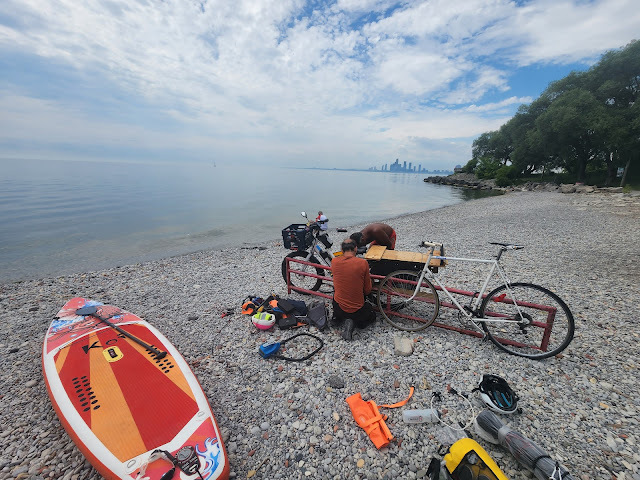 PhotoDorks's tweet image. Paddleboarding launch point at TeachBeach in Toronto, Ontario Place via @PhotoDorks photodorks.com/2022/08/paddle…