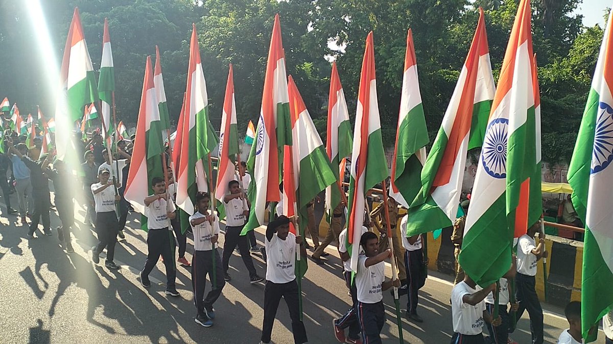 NCC_Bih_Jhar's tweet photo. #HarGharTiranga
#AzadiKaAmritMahotsav 
#nccforstatue
#ncc cadets of B&amp; J and AA NCC Udaan particpated in #Tiranga March at Patna 
https://t.co/D9lMJ5Y42G

@NCC_Bih_Jhar 
@HQ_DG_NCC 
@PIB_Patna 
@UdaanNcc https://t.co/Eh6Vmmm5KZ