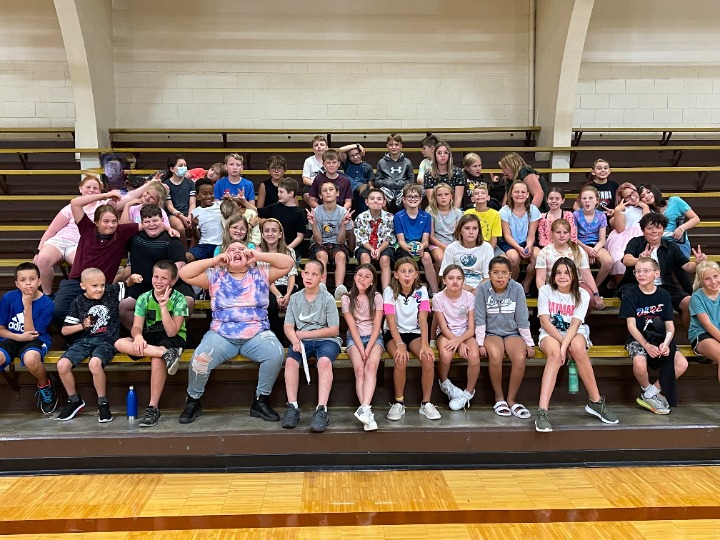 What a fantastic day with the upcoming 5th graders. Students met all the teachers, played games, and ate ice cream. Looking forward to an exciting year.😀