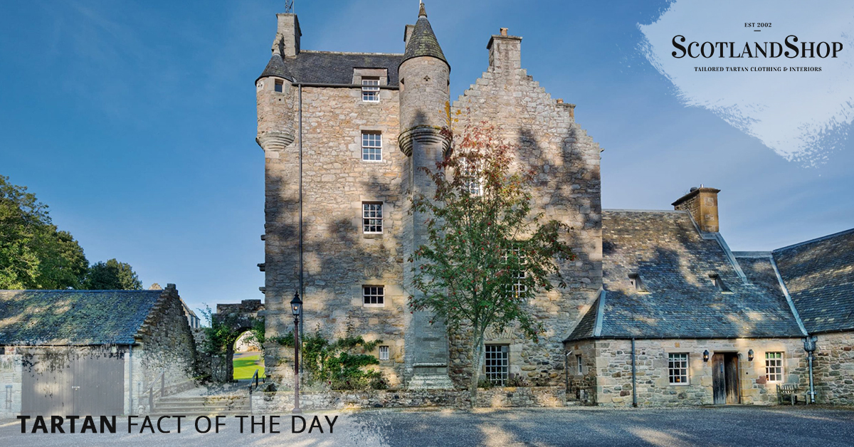 ScotlandShop's tweet photo. As itβs #InternationalLeftHandersDay! we are paying homage to #ClanKerr who were famously left-handed, which led them develop an odd tactic. They built @FerniehirstC spiral staircase anti-clockwise in order to give their leftie soldiers an advantage!
@clankerr https://t.co/OOAkntTmQm