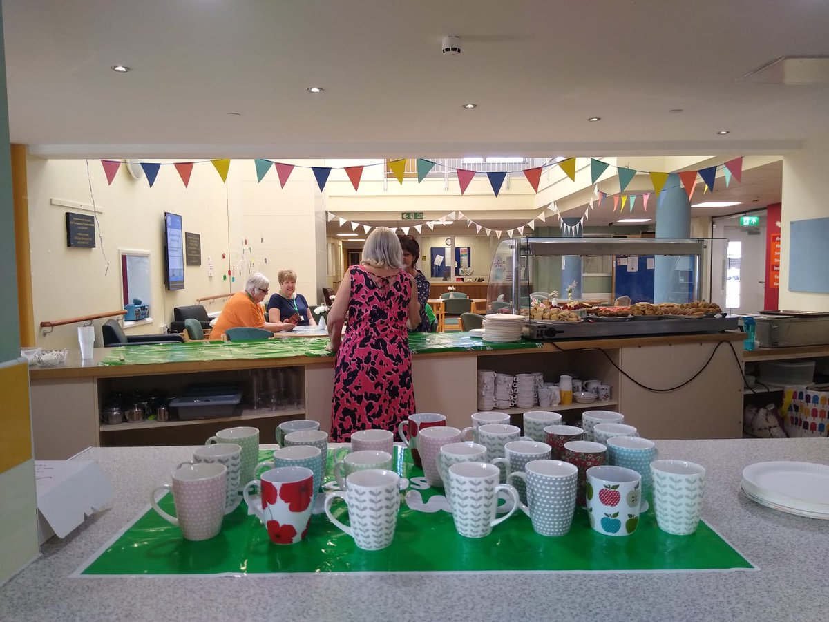 YsbrydM's tweet photo. Thank you to everyone who visited Ysbryd y Mor today! 🤗🍭💅☀️🌊 #extracare #morethanhousing #gettingbacktonormal #macmillan #community https://t.co/ywzRM7SRqU